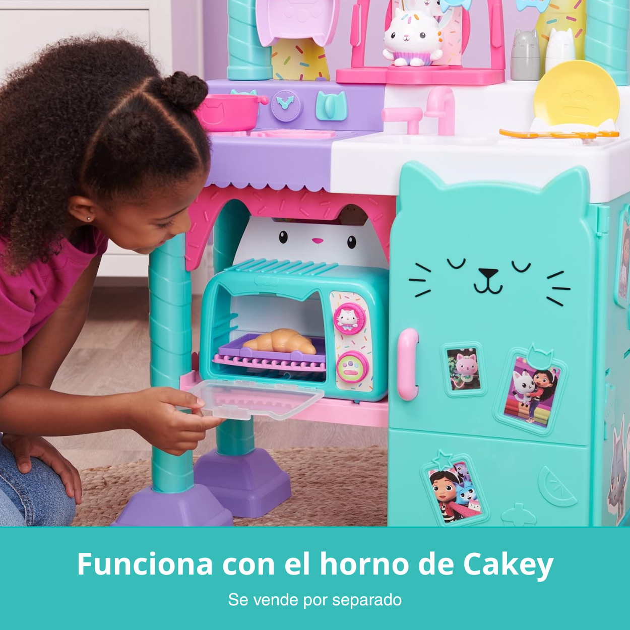 Gabby´s Dollhouse Cocina interactiva de Cakey 92 centímetros de altura.