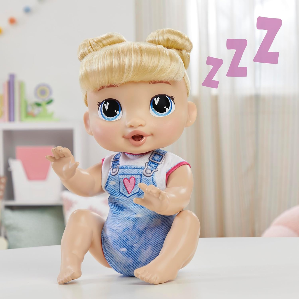 Baby Alive Muñeca Gatea y Juega Harper Hugs