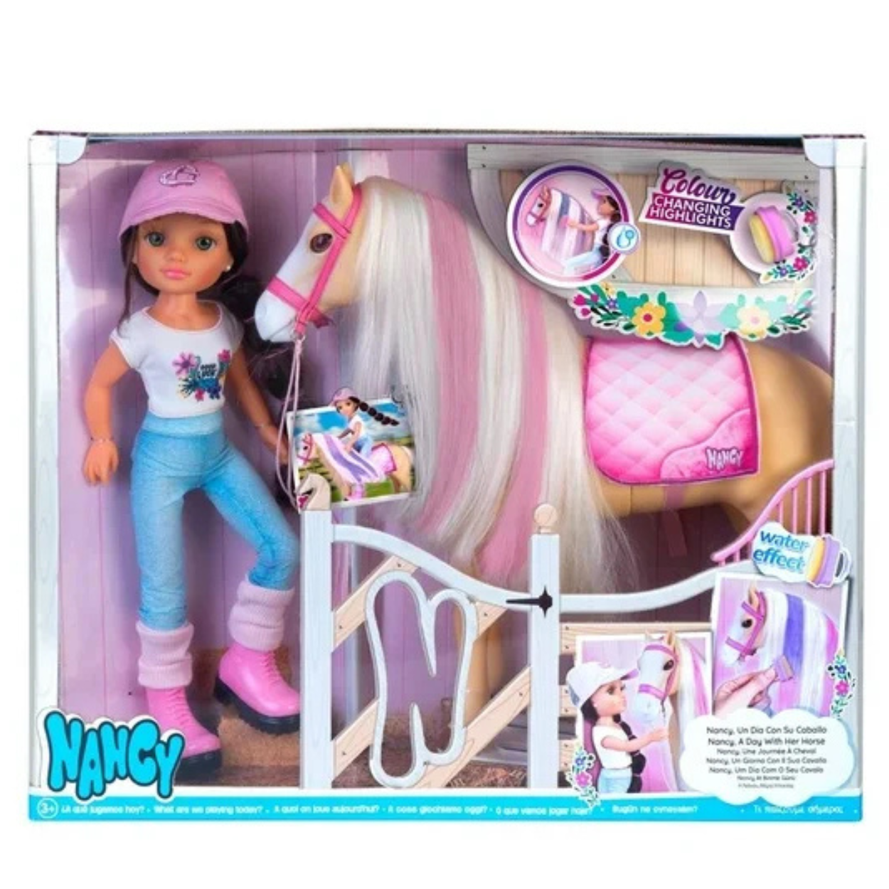 Muñeca Nancy un día con su caballo de Famosa Toys
