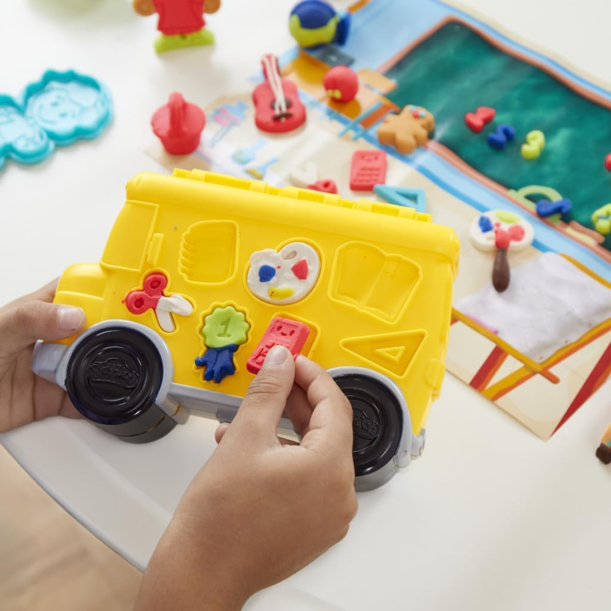 Play Doh Aventuras en la Escuela set de masilla moldeable