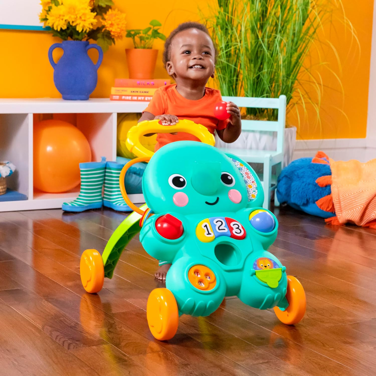 Bright Stars Andadera Pasea y Juega para Bebés 6 meses en adelante